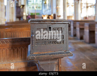 Casella di poveri nella chiesa di St Peter, Walpole St Peter, Norfolk, Inghilterra, Regno Unito Foto Stock