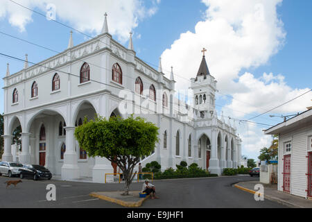 Dominikanische Republik, Osteno, San Pedro de Macoris, neogotische Kirche San Pedro Apostol Foto Stock