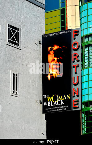 Londra, Inghilterra, Regno Unito. The Woman in Black , Fortune Theatre, Russell Street, Covent Garden Foto Stock