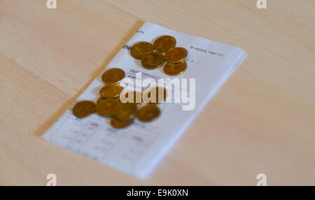 Fattura con zambiani piccolo cambiamento sulla parte superiore. Foto Stock