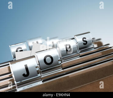 Schede di cartelle con le lettere che compongono la parola di posti di lavoro, il concetto di immagine per immagine della ricerca di lavoro. Foto Stock