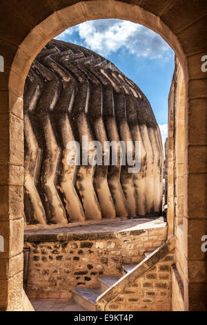 La zig-zag cupola della Khalaout el-Koubba nella Medina di Sousse,Tunisia. Foto Stock