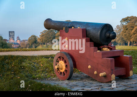 Il vecchio cannone a Kastellet fortezza a Copenhagen, Danimarca Foto Stock