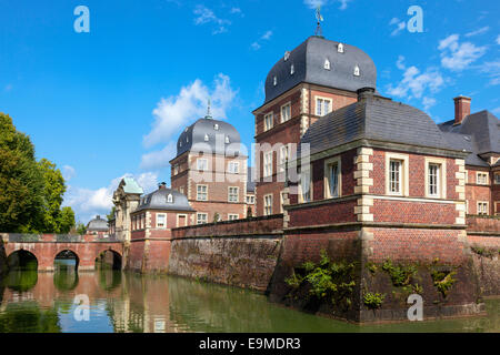 Castello barocco e Schloss Ahaus moated il castello, oggi sede dell'Accademia Tecnica Ahaus, Ahaus, Münsterland Foto Stock