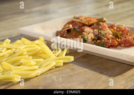 Pasta con ragù di pesce spada Foto Stock