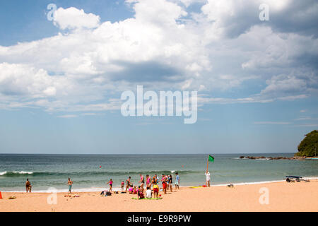 Sydney, Australia. 1 Novembre, 2014. Le temperature raggiungono i 34 gradi su una giornata di primavera su Palm Beach,Sydney, Australia. temporali sul loro modo al di sopra di Palm Beach,Sydney , Australia Credit: martin berry/Alamy Live News Foto Stock