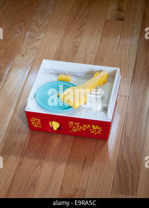 Un classico Fisher-Price record giocatore (Fisher Price Change-un-Record Music Box). Foto Stock