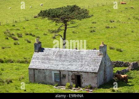 Fattoria abbandonati e a Kalnakill vicino Applecross, Wester Ross nelle Highlands scozzesi Foto Stock