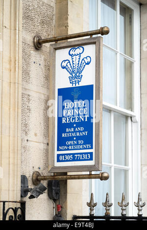 Cartello fuori il Prince Regent Hotel a Weymouth Dorset Foto Stock