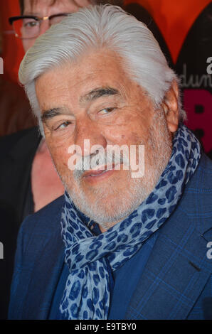 Die Erfindung der Liebe premiere con: Mario Adorf dove: Colonia, Germania Quando: 29 Apr 2014 Foto Stock