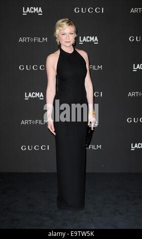 Los Angeles, Californialifornia, STATI UNITI D'AMERICA. 1 Nov, 2014. Kirsten Dunst presso gli arrivi per 2014 LACMA ART FILM GALA, Los Angeles County Museum of Art di Los Angeles, Californialifornia Novembre 1, 2014. Credito: Elizabeth Goodenough/Everett raccolta/Alamy Live News Foto Stock