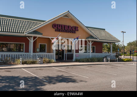 Outback Steakhouse Restaurant si trova a Lady Lake, Florida USA Foto Stock