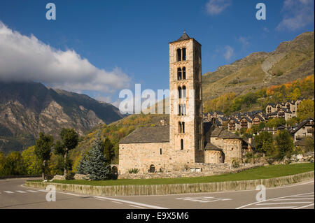 Sant Climent de Taull chiesa romanica. Taull, Vall de Boi, Lleida, in Catalogna, Spagna. Unesco - Sito Patrimonio dell'umanità. Foto Stock