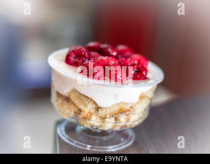 I dessert in una ciotola Foto Stock