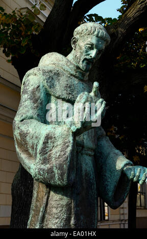 San Francesco di Assisi scultura, Pecs Ungheria Baranya County sud oltre Danubio. Foto Stock