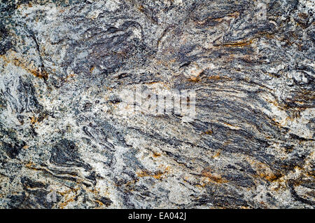 Strisce di tessitura della pietra nella natura che è erosione di acqua. Foto Stock