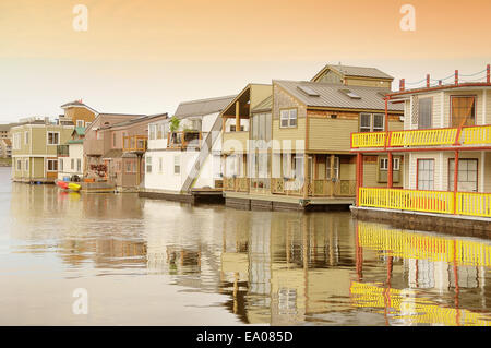 Le case galleggianti in Victoria. Isola di Vancouver. In Canada. Foto Stock