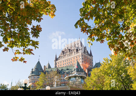 Lo Château Frontenac in autunno di Quebec City, Quebec, Canada Foto Stock