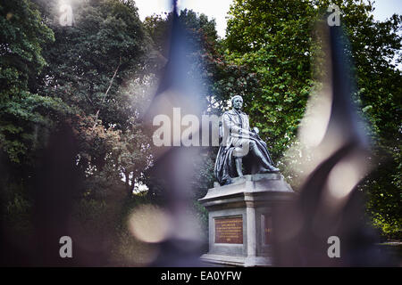 Statua di Sir Arthur Edward Guinness, Dublin, Repubblica di Irlanda Foto Stock