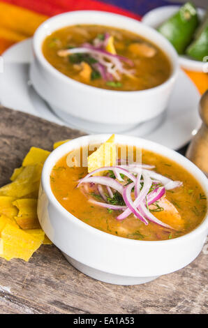 Deliziosa encebollado stufato di pesce da Ecuador Foto Stock