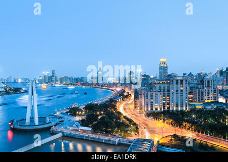 Bella shanghai bund al crepuscolo Foto Stock