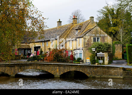 Bourton-on-the-acqua, Cotswolds, Gloucestershire, England Regno Unito Foto Stock