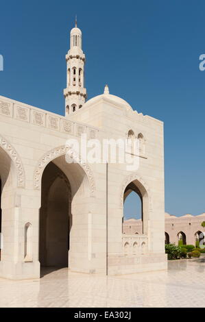Sultan Qaboos grande moschea in Muscat Oman, Medio Oriente Foto Stock