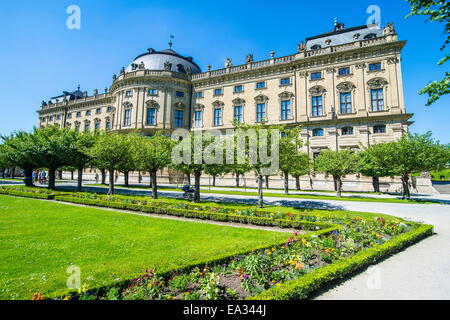 I giardini barocchi nella Residenza di Wrzburg, Sito Patrimonio Mondiale dell'UNESCO, Wurzburg, Franconia, Baviera, Germania, Europa Foto Stock