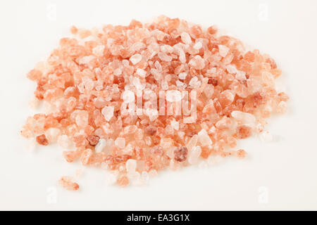 Pila di Himalayan grossolana sale rosa Foto Stock