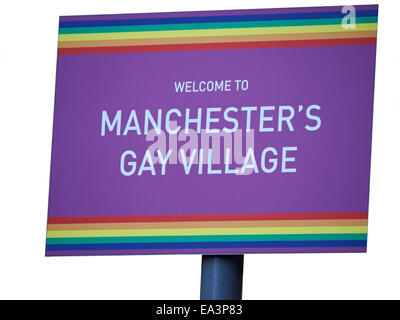 Benvenuti a Manchester il villaggio gay segno su Princess Street Manchester REGNO UNITO Foto Stock