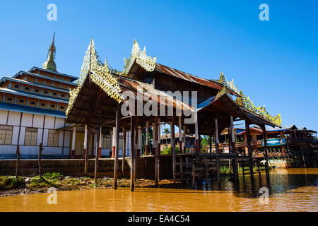 Pagoda a Lago Inle, Stato Shan, Myanmar Foto Stock