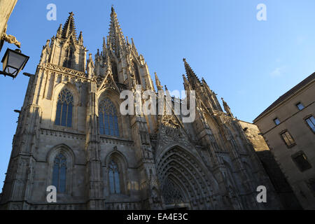 Spagna. La Catalogna. La cattedrale di Barcellona. Esterno. Facciata neogotica. Xix secolo. Foto Stock