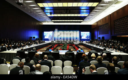 Pechino, Cina. 7 Nov, 2014. Il ventiseiesimo APEC riunione ministeriale è tenuto presso il China National Convention Center di Pechino, Cina, nov. 7, 2014. (Xinhua/Wang Shen) Credito: Xinhua/Alamy Live News Foto Stock