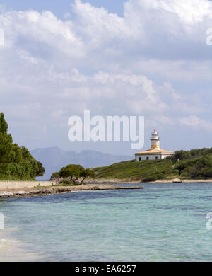 Faro sull'isola Alcanada Foto Stock