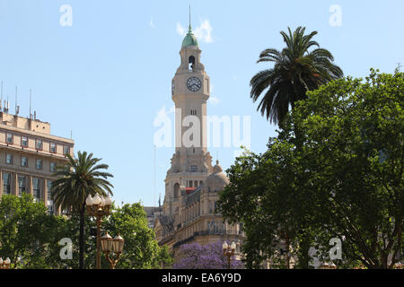 La 'Città legislatura' palazzo visto dalla Plaza de Mayo. Buenos Aires, Argentina. Foto Stock