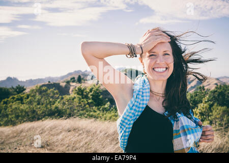 Ritratto di donna sorridente Foto Stock