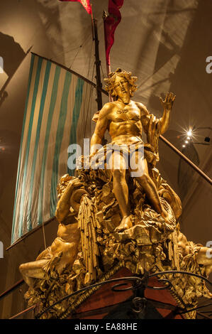 Italia Piemonte Venaria Reale 8 Novembre 2014 - Scuderie Reali - mostra 'L'Bucentaur e carrozze reali' - Il Bucentaur. Bucentaur era stato ordinato squeri di Venezia da Vittorio Amedeo II nel 1729 Foto Stock