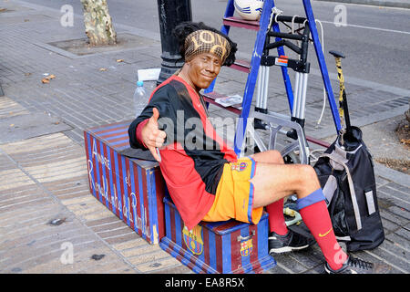 Barcellona, Spagna - dic 20: Il Ronaldinho di La Rambla, esegue a Les Rambles street su dicembre 20, 2009 a Barcellona, Spagna. Foto Stock