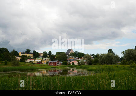 Vista della città antica Porvoo, Finlandia, Europa Foto Stock