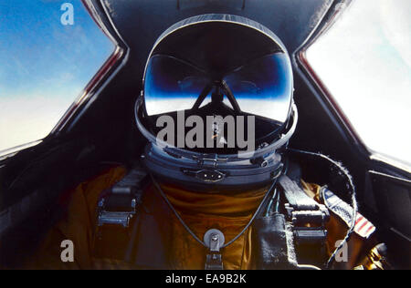 Pilota nel cockpit di SR-71 Blackbird Foto Stock