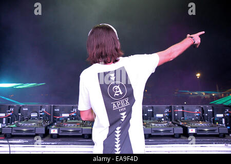 BENICASSIM, Spagna - 20 Luglio: Alesso (Svedese Deejay e musica dance elettronica produttore) suona al Festival di FIB. Foto Stock