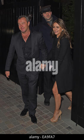 Liz Hurley lasciando Chiltern Firehouse ristorante e club con nuovo fidanzato David Yarrow dopo un pasto fuori insieme al nuovo eatery dotate: Elizabeth Hurley,David Yarrow dove: Londra, Regno Unito quando: 07 Maggio 2014 Foto Stock