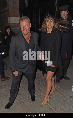 Liz Hurley lasciando Chiltern Firehouse ristorante e club con nuovo fidanzato David Yarrow dopo un pasto fuori insieme al nuovo eatery dotate: Elizabeth Hurley,David Yarrow dove: Londra, Regno Unito quando: 07 Maggio 2014 Foto Stock