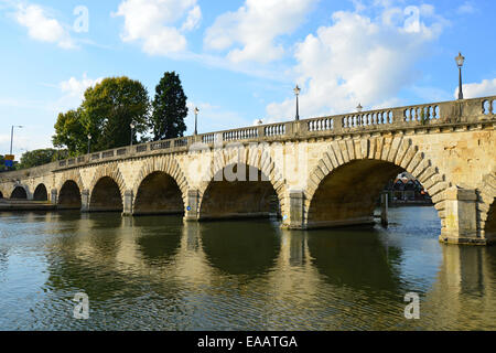 Xviii secolo ponte Maidenhead, Maidenhead, Berkshire, Inghilterra, Regno Unito Foto Stock