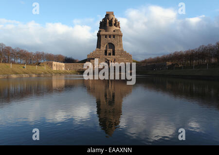 Monumento alla Battaglia delle Nazioni progettato dall architetto tedesco Bruno Schmitz di Leipzig, in Sassonia, Germania. Foto Stock