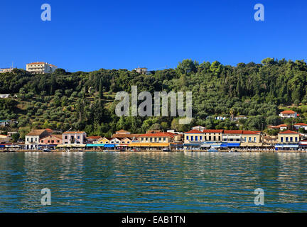 Il porto di katakolò (popolare la nave di crociera di ancoraggio) vicino alla antica Olympia, Ileia, Peloponneso e Grecia. Foto Stock