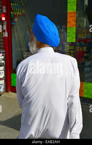 Il vecchio uomo Sikh, South Road, Southall, London Borough of Ealing, Greater London, England, Regno Unito Foto Stock