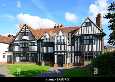 Xvi secolo Southall Manor House, il verde, Southall, London Borough of Ealing, Greater London, England, Regno Unito Foto Stock