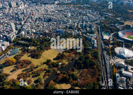 Shinjuku Gyoen nazionale antenna da giardino Foto Stock