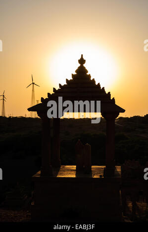 Cenotaphs di Bada Bagh, King's memoriali, Jaisalmer, Rajasthan Foto Stock